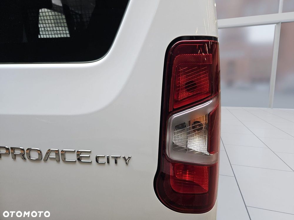 Toyota ProAce 2.3T 1.5D-4D 100KM long FurgonBrygActive - 30