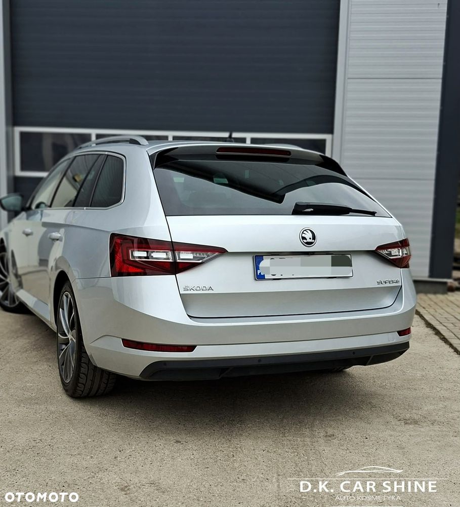 Skoda Superb 2.0 TDI L&K DSG - 2