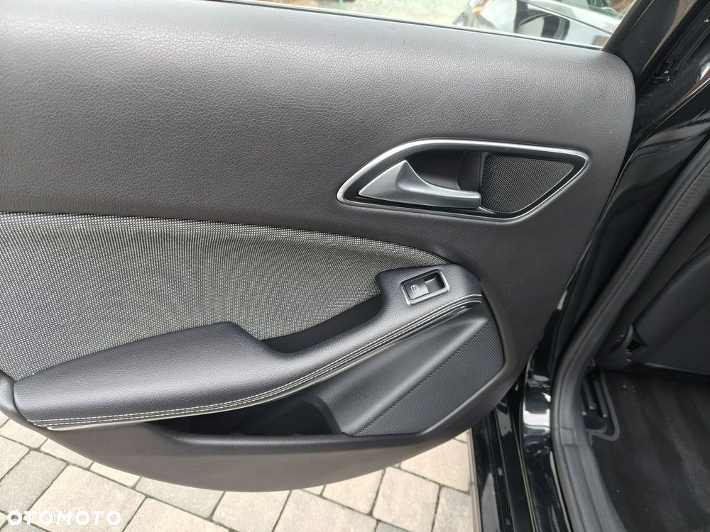 Mercedes-Benz Klasa A 160 d Style - 29