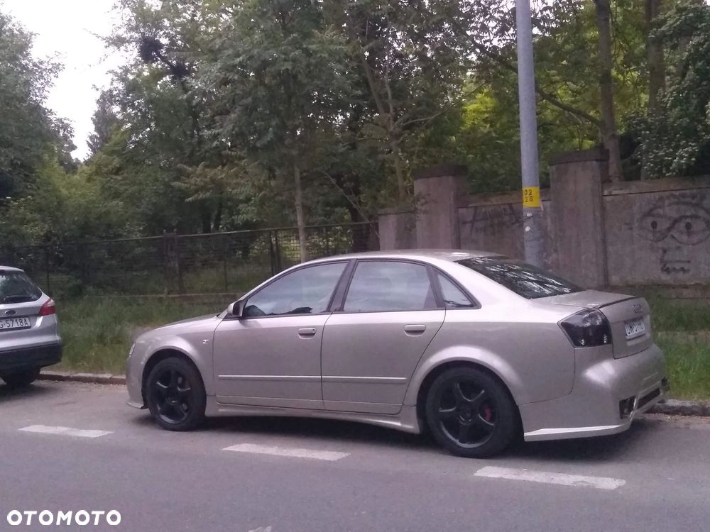 Audi A4 Limousine 2 - 11