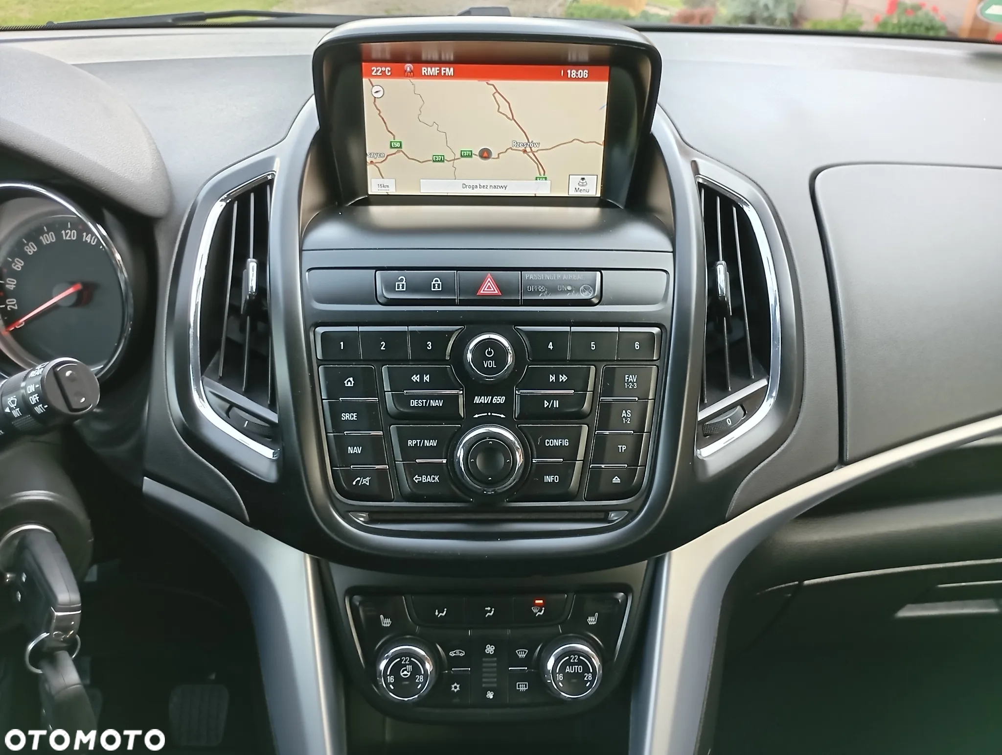 Opel Zafira Tourer 1.4 Turbo Innovation - 26