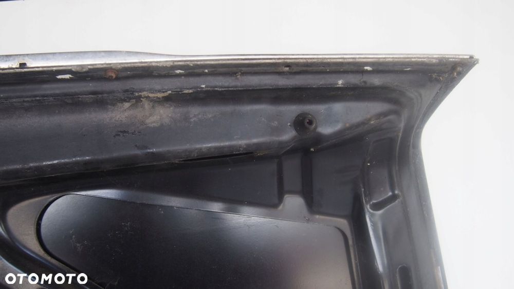 KLAPA BAGAŻNIKA TYŁ OE - MERCEDES S W126 - 11