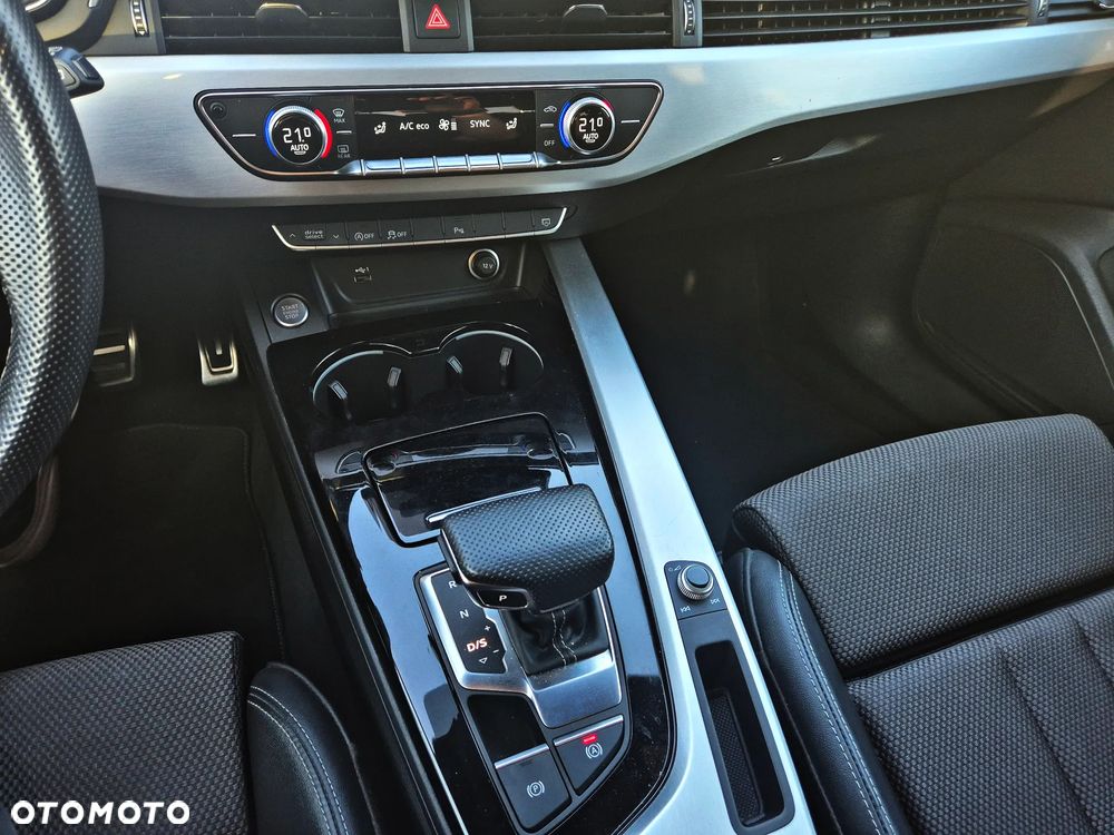 Audi A4 Avant 35 TFSI S tronic S line - 30