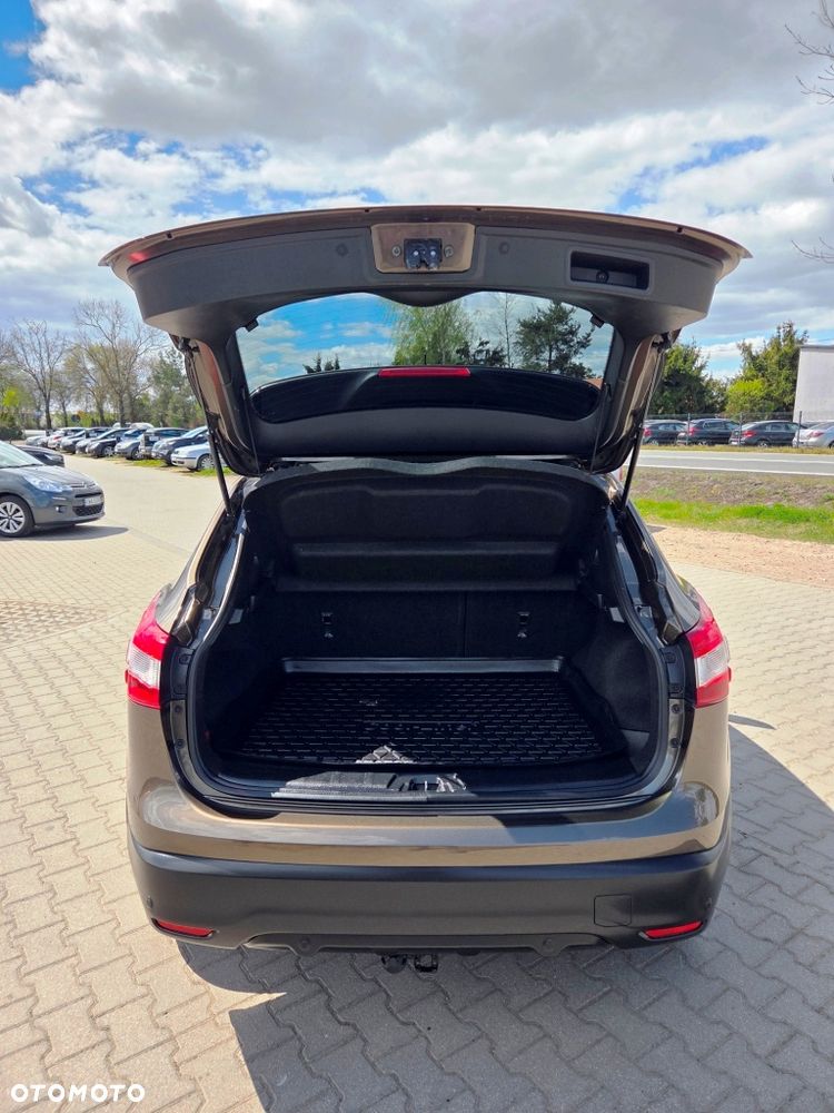 Nissan Qashqai 1.5 dCi N-Connecta - 13