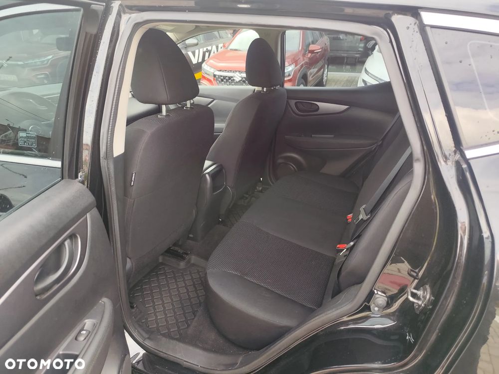 Nissan Qashqai 1.3 DIG-T Visia - 11