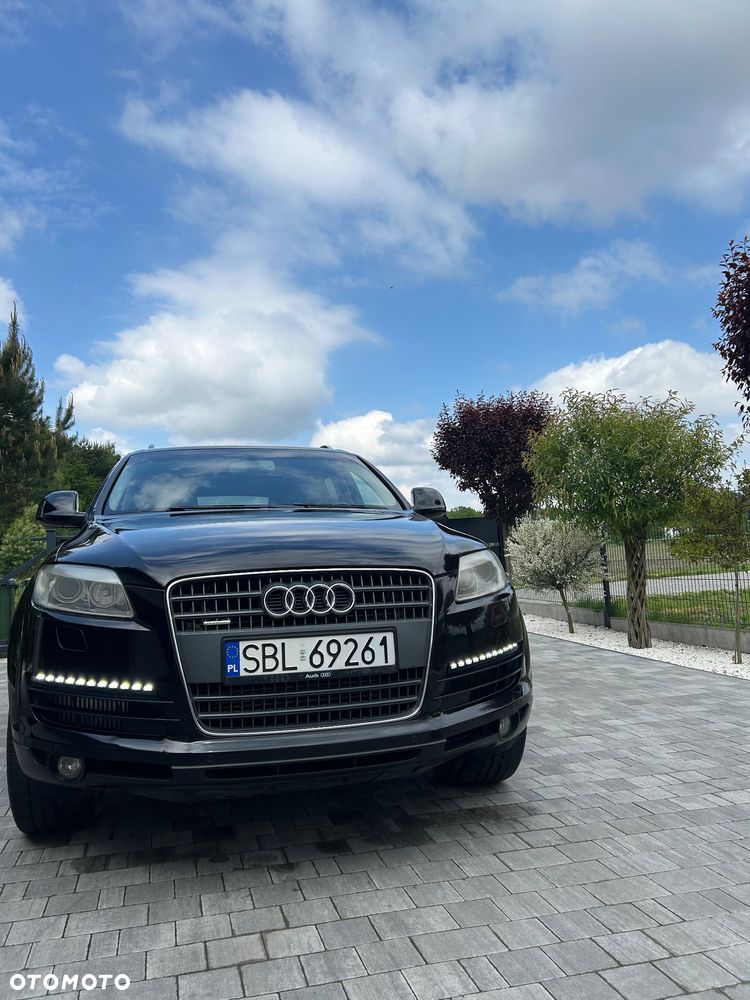 Audi Q7 - 3