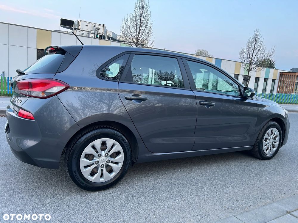 Hyundai i30 1.4 Classic + - 34