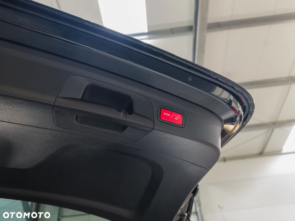 Mercedes-Benz GLE 450 4Matic 9G-TRONIC AMG Line - 36