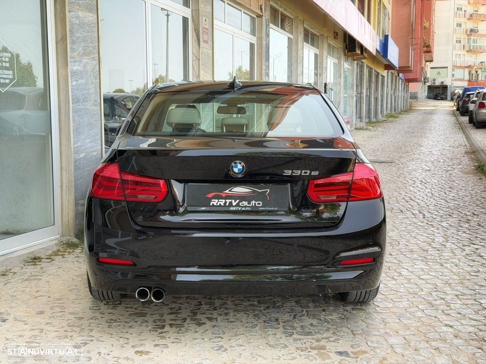 BMW 330 e iPerformance Advantage - 17