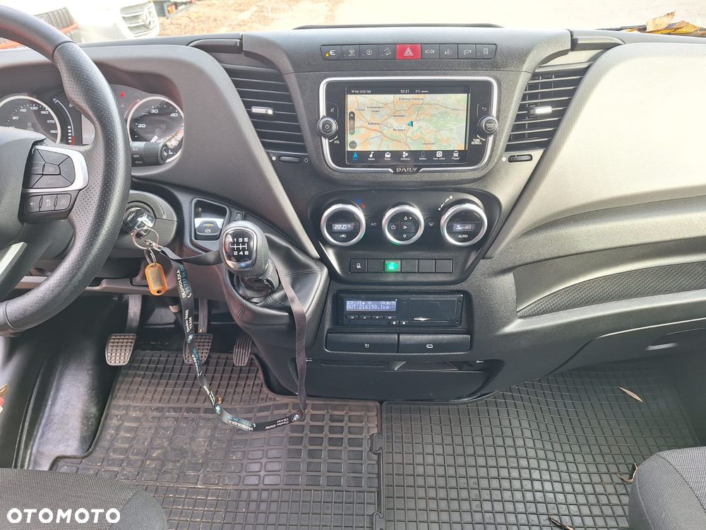 Iveco DAILY 35S - 12
