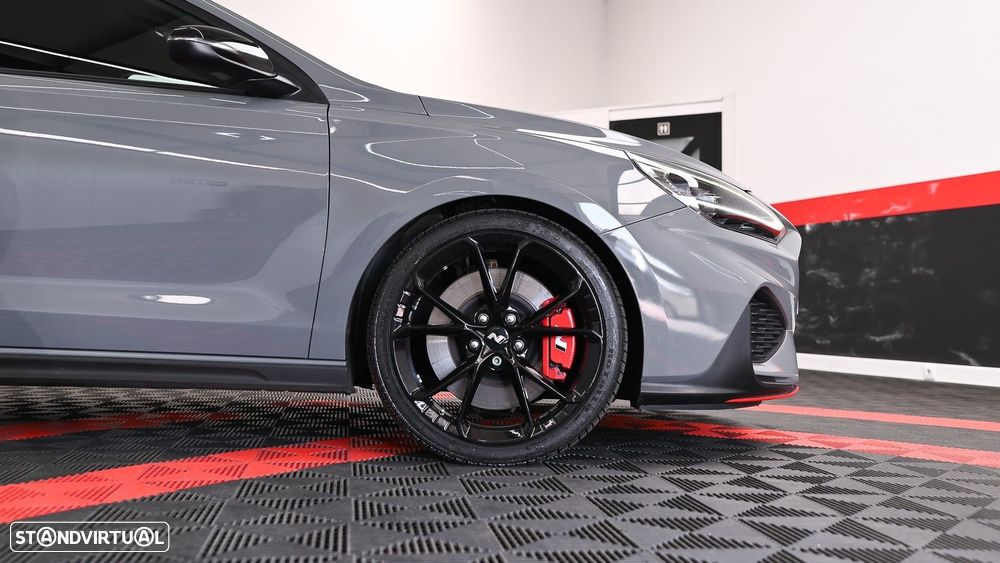 Hyundai i30 N 2.0 T-GDi Pack Performance 8DCT - 17