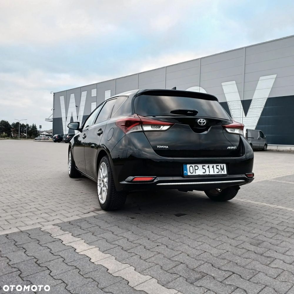Toyota Auris 1.33 VVT-i Premium Comfort - 4