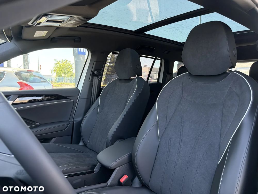 Volkswagen Tayron 1.5 TSI eHybrid PHEV 150kW Elegance DSG - 12