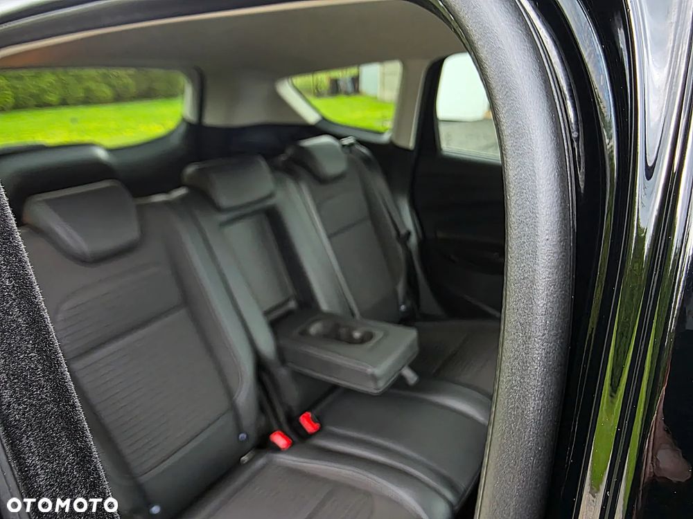 Ford Kuga 1.5 EcoBoost 2x4 Titanium - 27