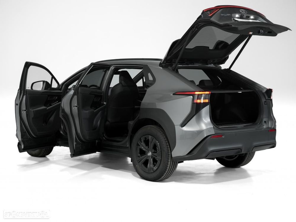 Toyota bZ4X 71,4 kWh Premium - 5