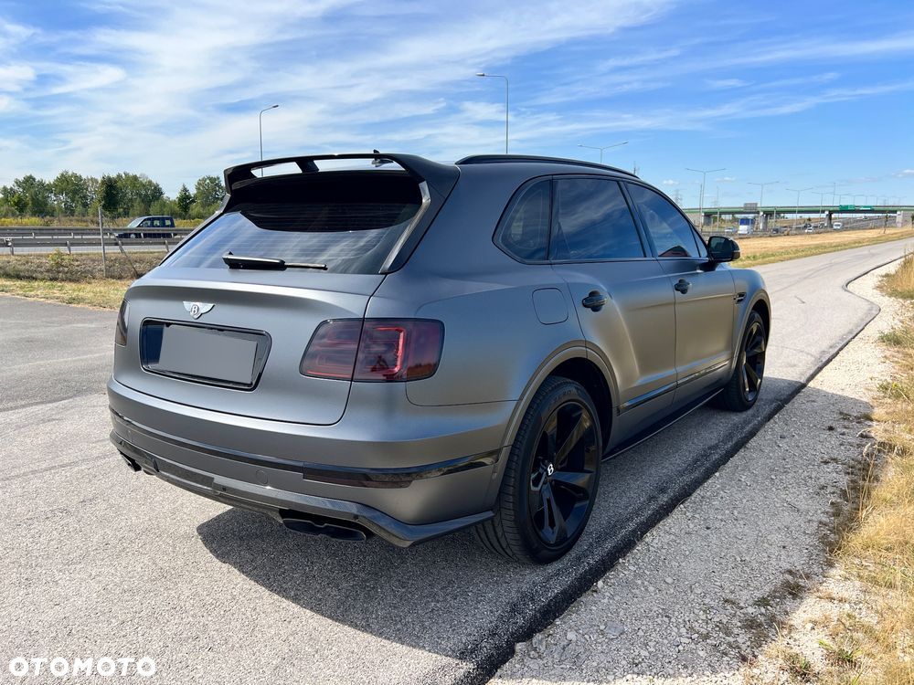 Bentley Bentayga - 4