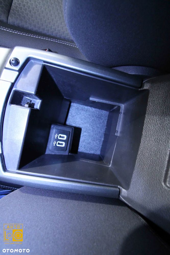 Ford Kuga 1.5 EcoBoost 2x4 Titanium - 31