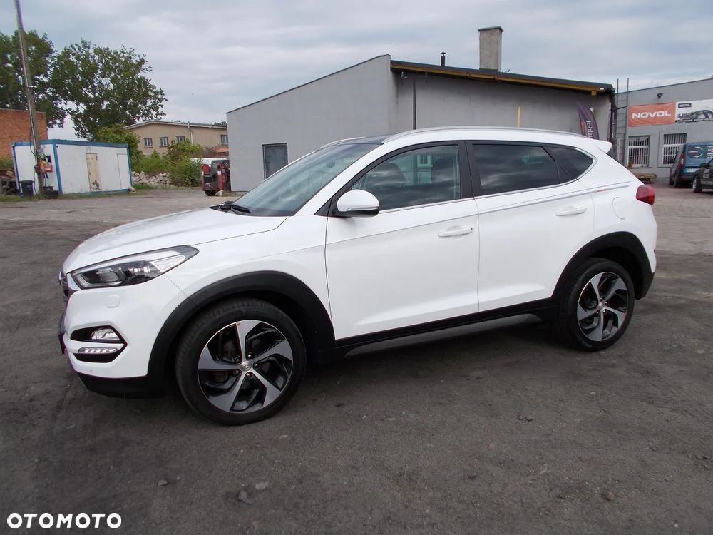 Hyundai Tucson 1.7 CRDI BlueDrive GO 2WD - 1