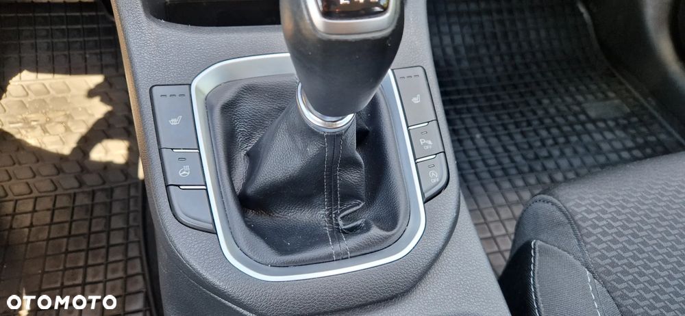Hyundai i30 - 11