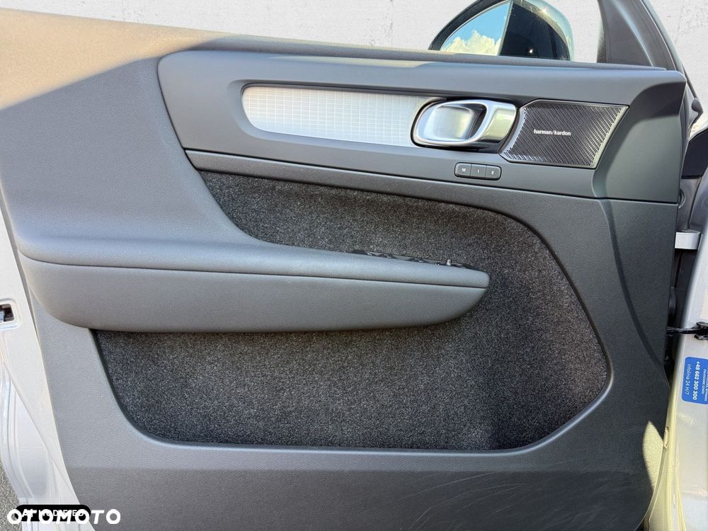 Volvo XC 40 - 11