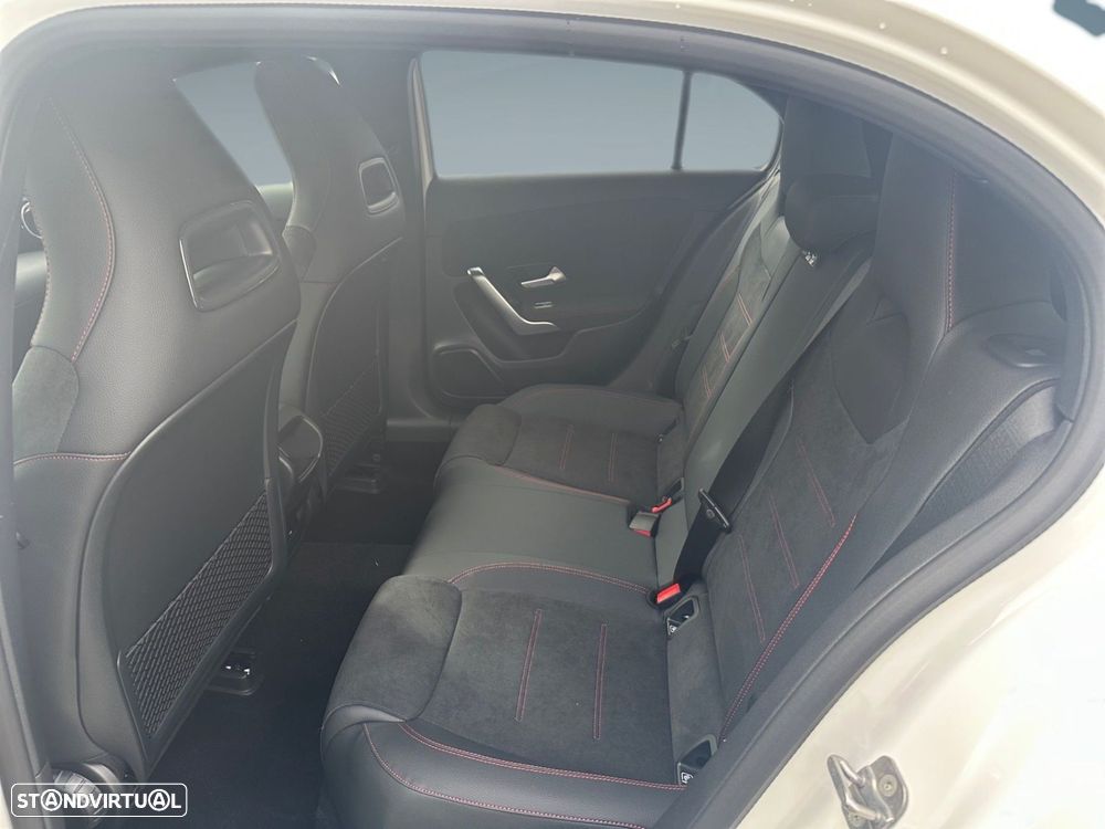 Mercedes-Benz A 250 e - 12