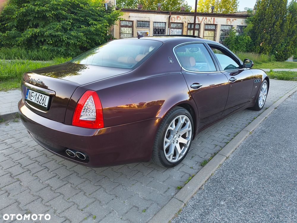 Maserati Quattroporte - 11