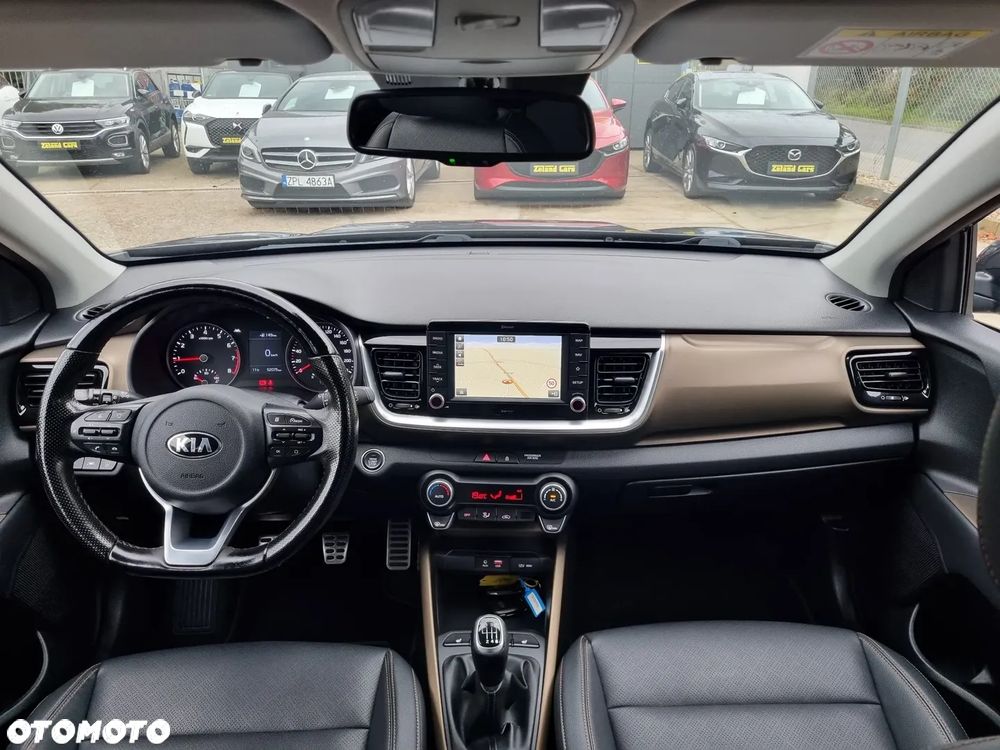 Kia Stonic 1.4 L - 14