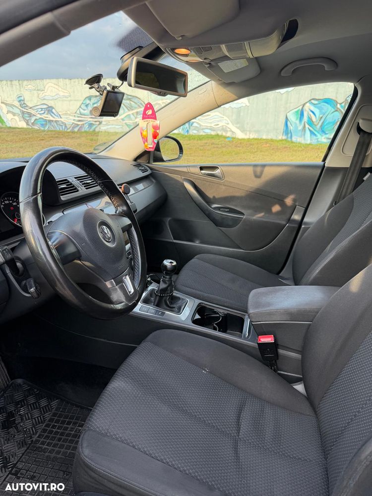 Volkswagen Passat 2.0 TDI Comfortline DPF - 9