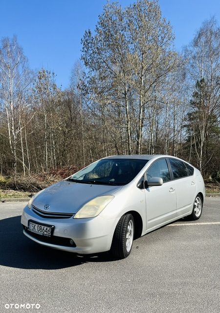 Toyota Prius 1.5 VVT-i Sol - 1