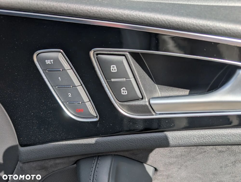 Audi A6 Allroad - 26