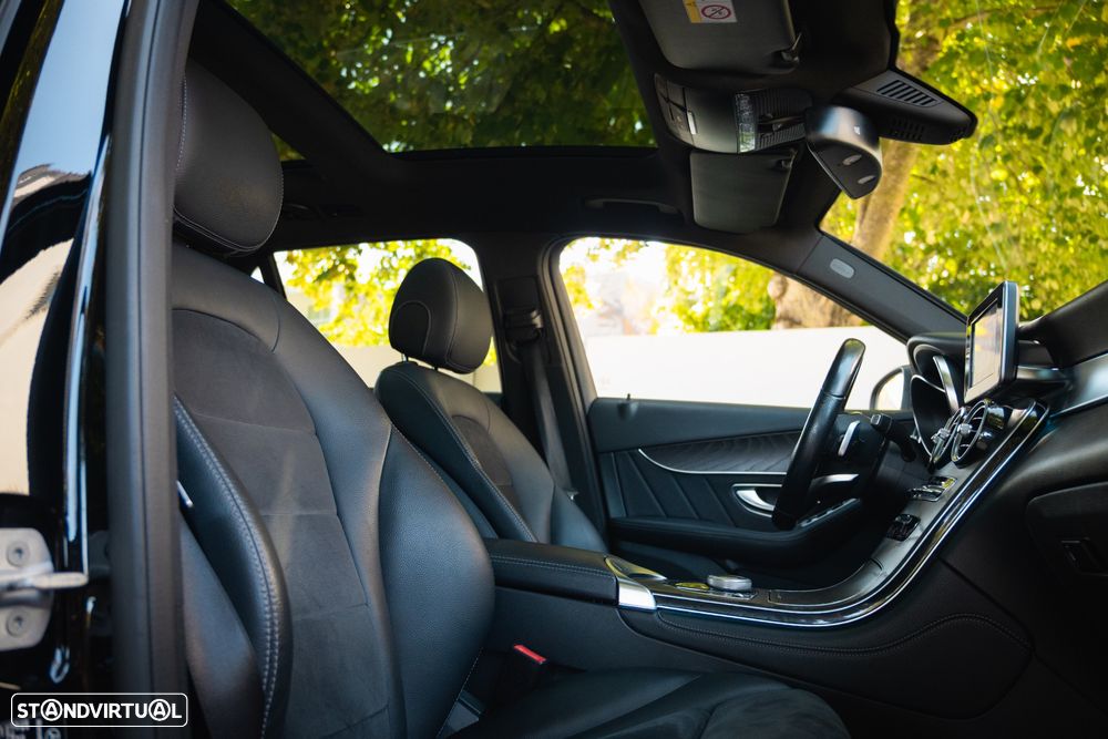 Mercedes-Benz GLC 250 d 4Matic 9G-TRONIC AMG Line - 28