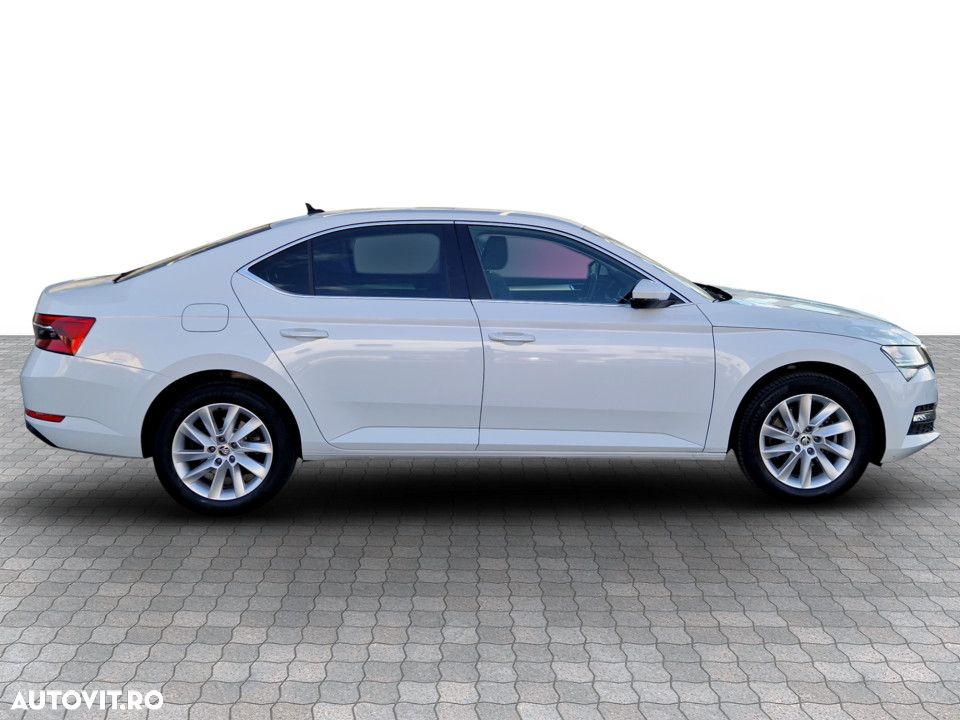 Skoda Superb 2.0 TDI DSG Ambition - 7
