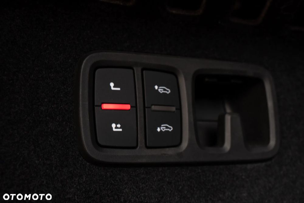 Audi SQ8 - 34