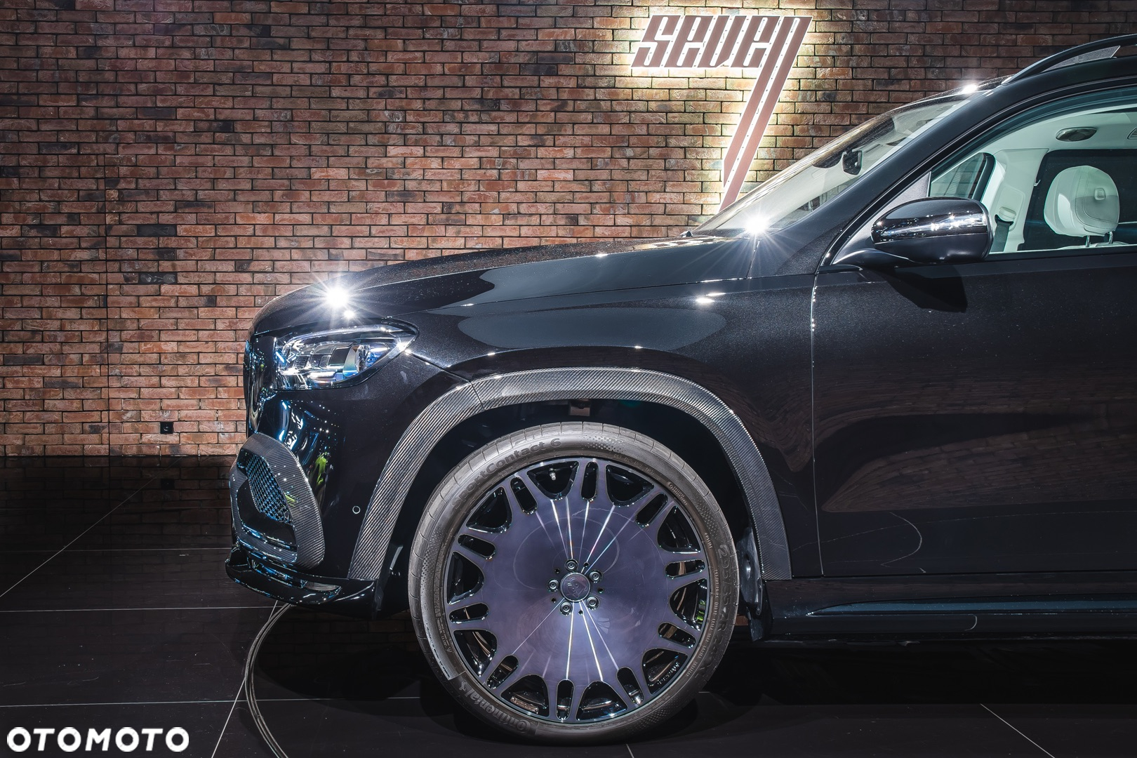 Mercedes-Benz GLS - 11