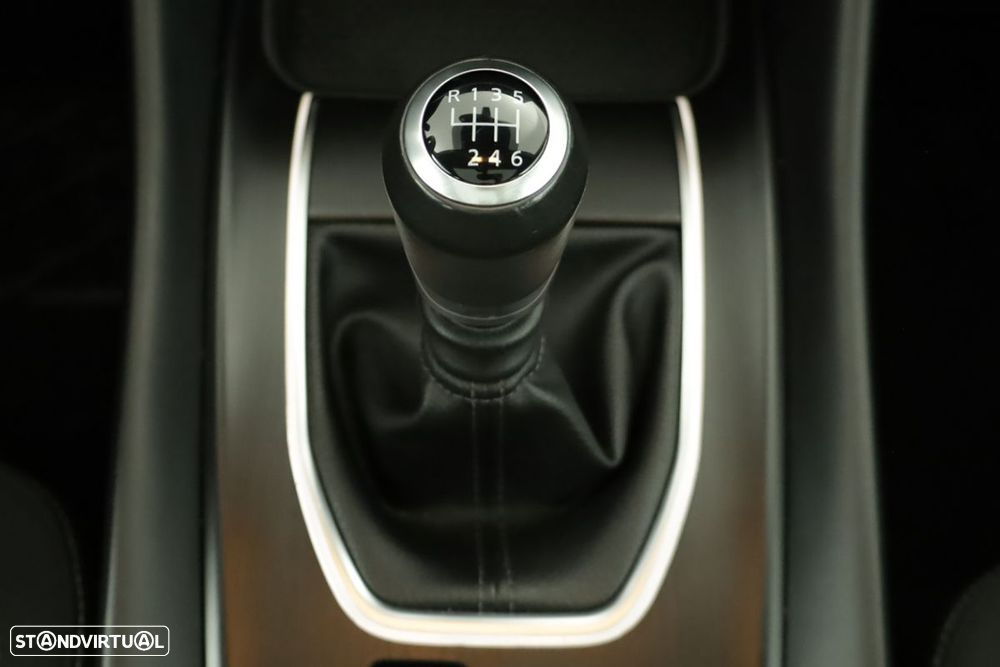 Nissan Qashqai 1.3 DIG-T N-Connecta LED - 7