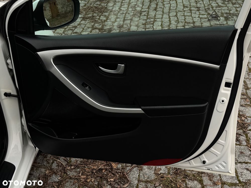 Hyundai i30 1.4 Classic - 33