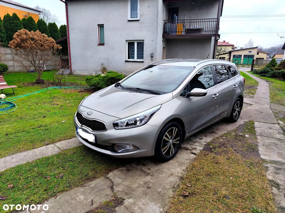 Kia Ceed 1.6 GDI L - 1
