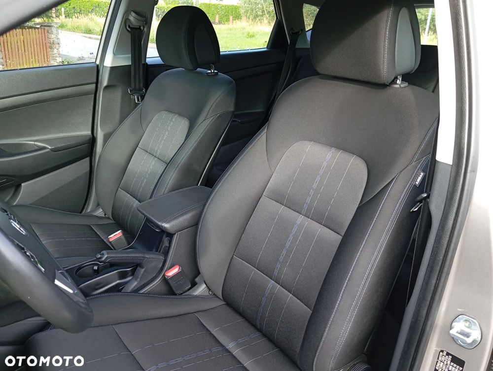Hyundai Tucson 1.6 GDi 2WD Select - 6