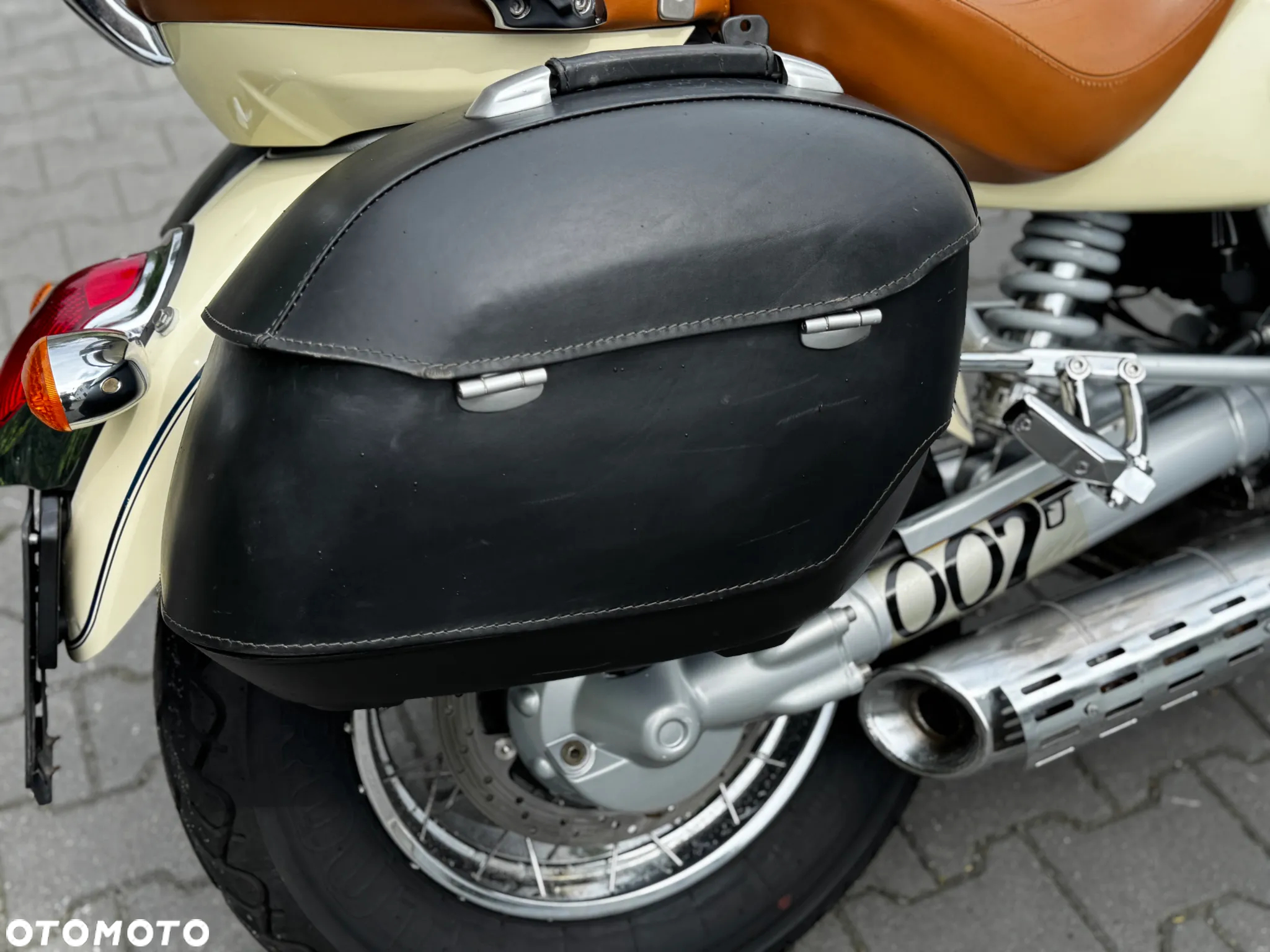 BMW R - 7