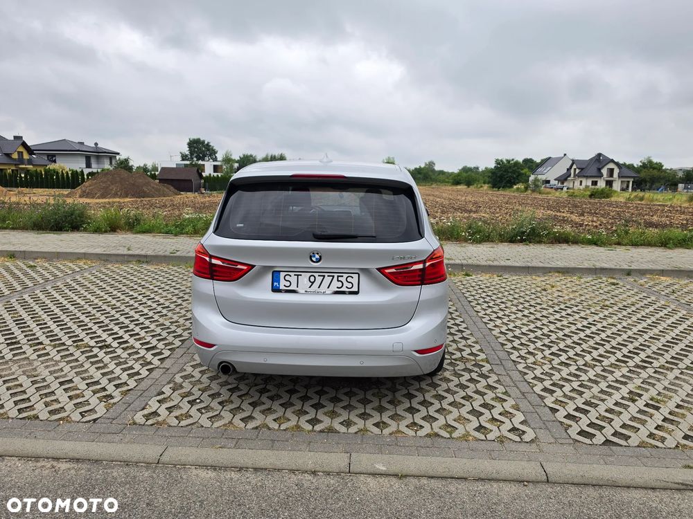 BMW Seria 2 218d Advantage - 27