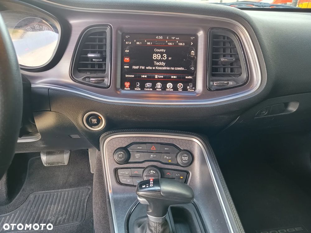 Dodge Challenger Automatik R/T Plus - 9