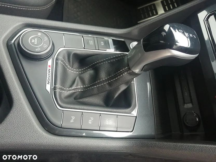 Volkswagen Tiguan 2.0 TDI SCR 4Mot R-Line DSG - 14