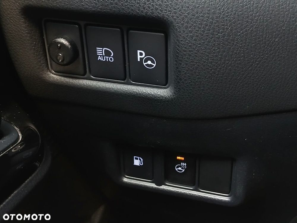 Toyota C-HR 1.8 Hybrid GPF GR Sport - 38