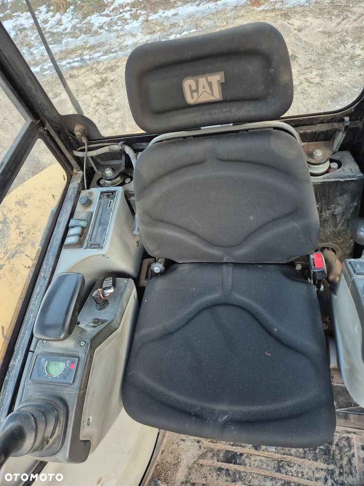 Caterpillar CAT 302.7 - 11
