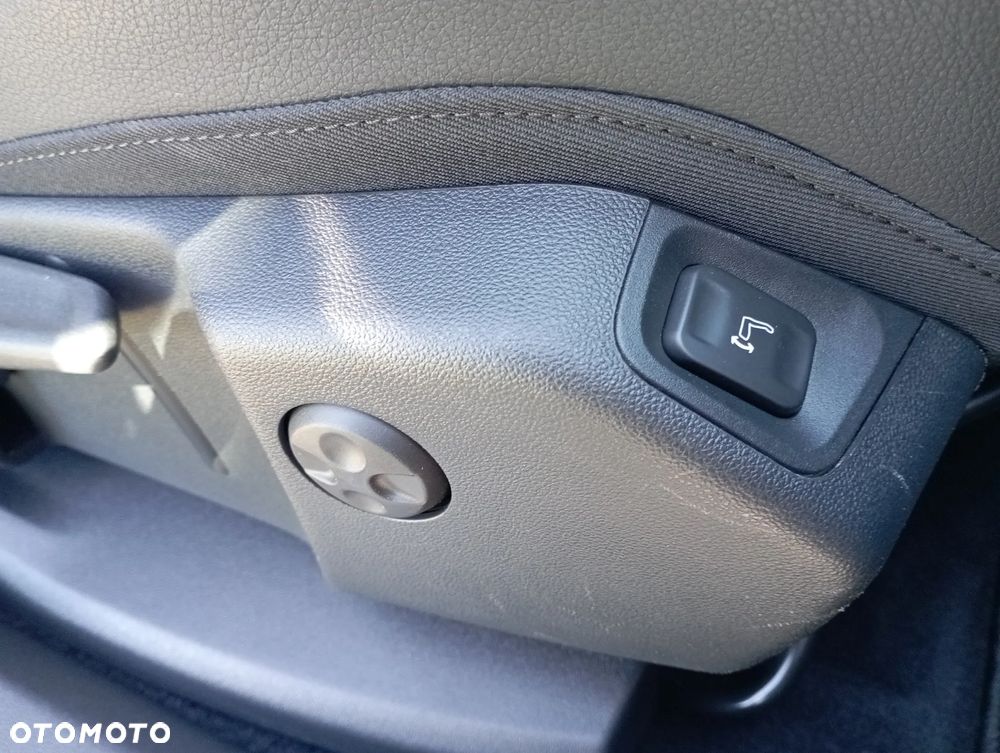 Opel Grandland X 1.5 D Start/Stop Automatik Business INNOVATION - 37