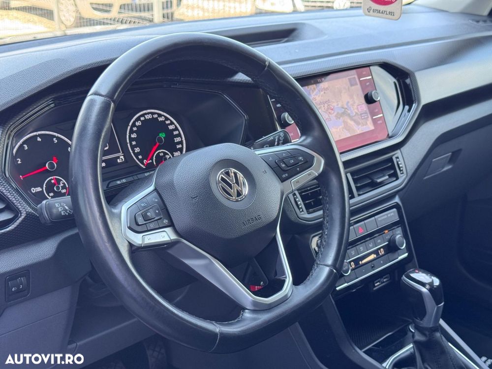 Volkswagen T-Cross - 14
