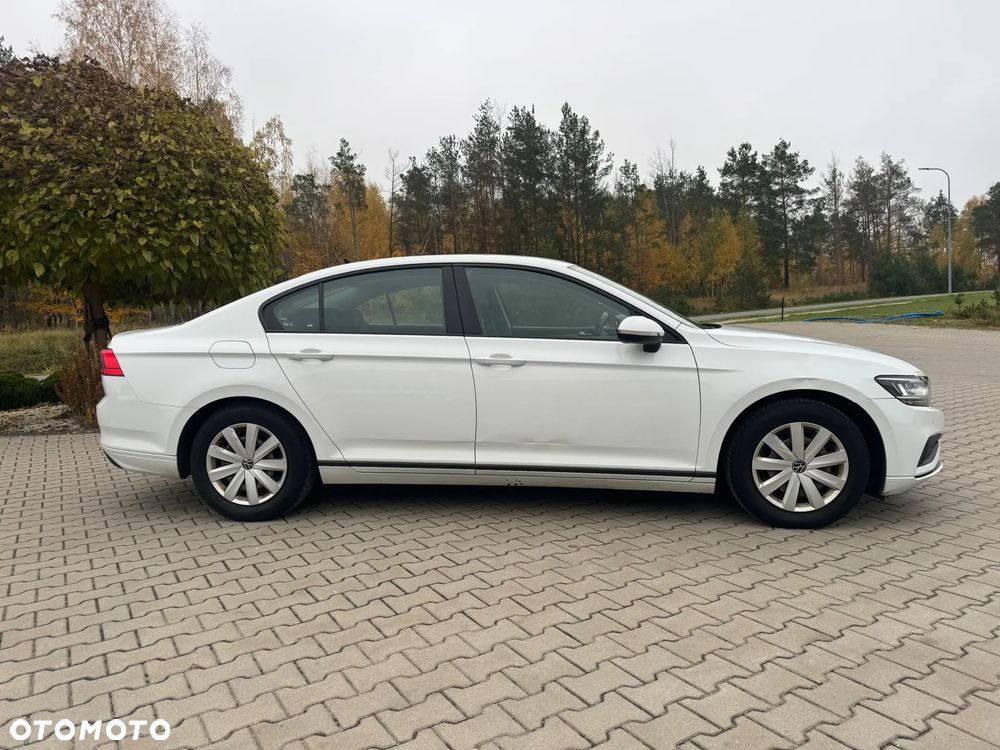 Volkswagen Passat - 3
