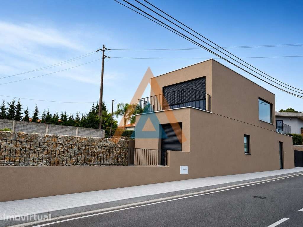 Moradia Contemporânea em Arrifana - Design Moderno e Localização Pr... - Grande imagem: 2/6