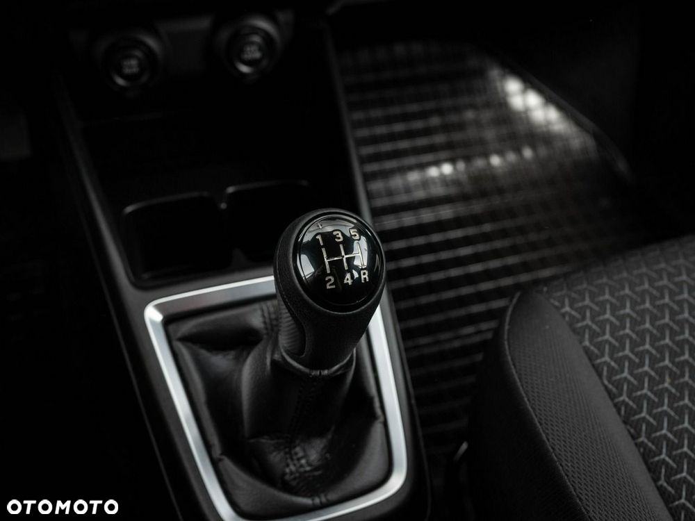 Suzuki Swift - 16