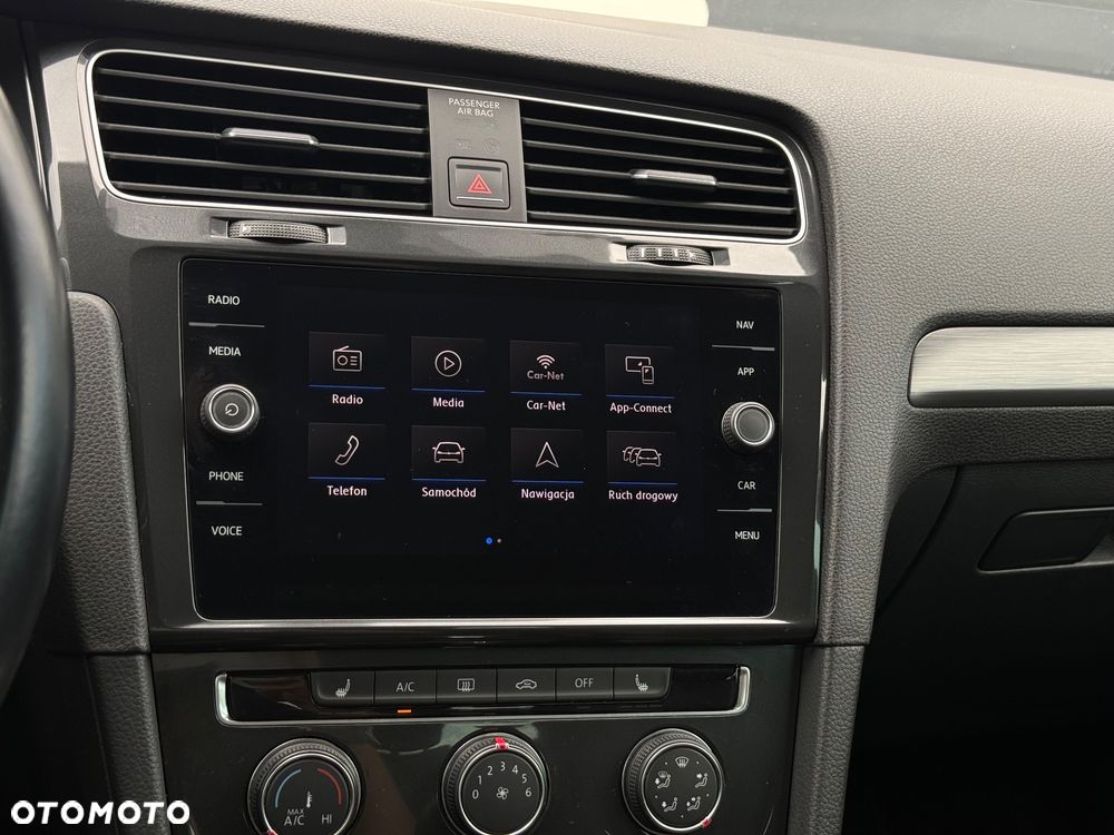Volkswagen Golf 2.0 TDI SCR DSG Comfortline - 20